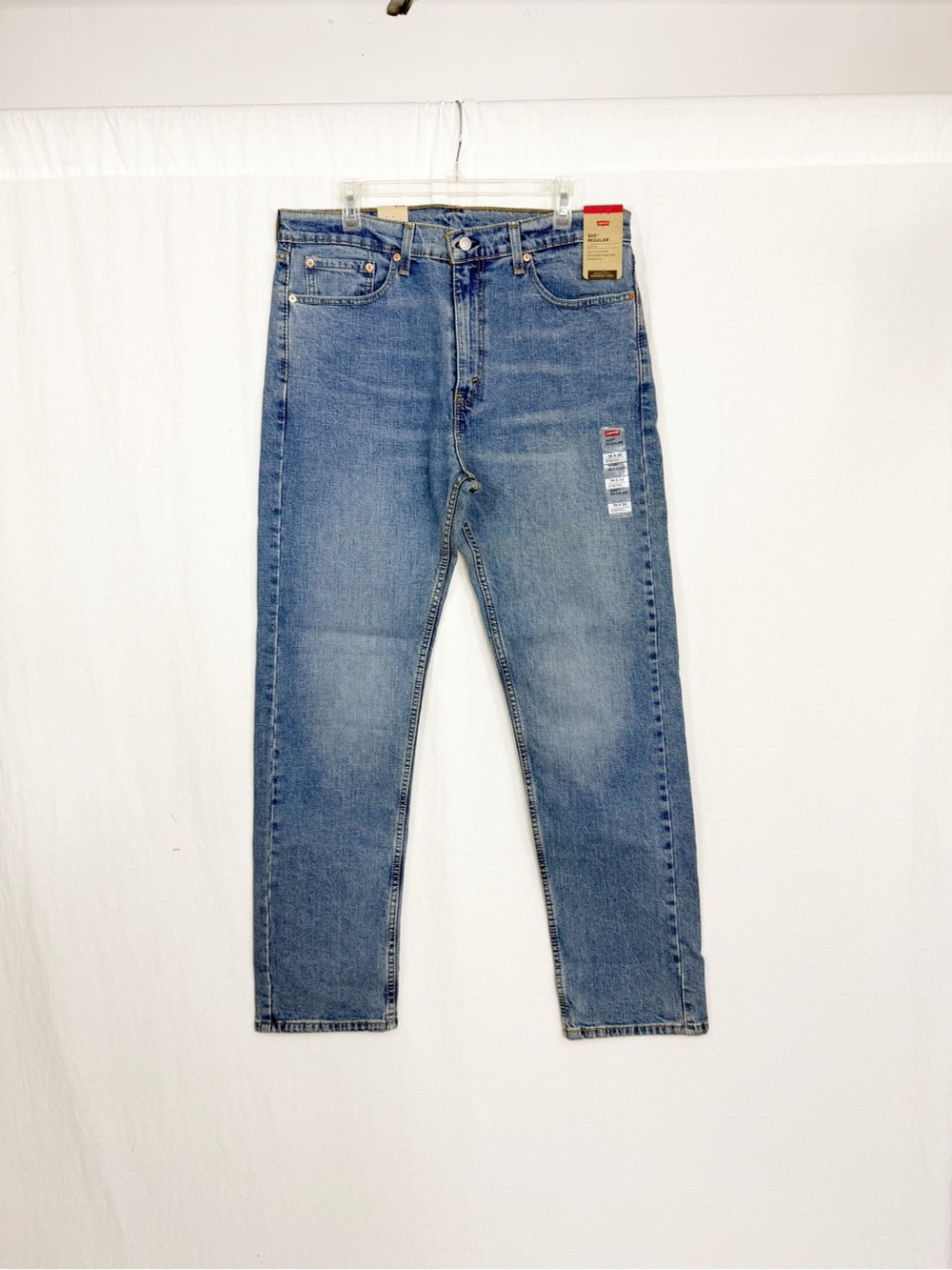 NEW Levi’s 505 Men’s Straight Leg Regular Fit Jeans, Size 36 Waist x 34 Length